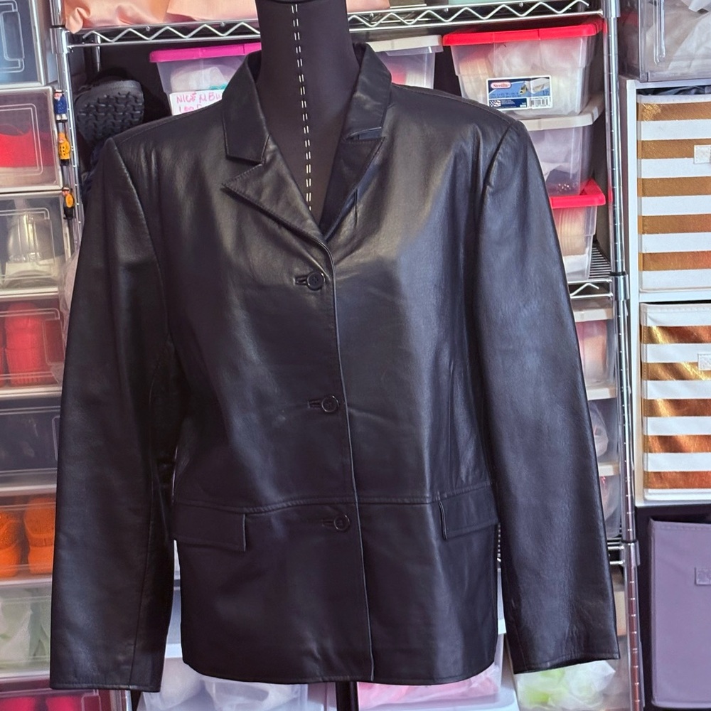 CLIO PETITES SIZE 12 LEATHER JACKET LIKE NEW CONDITION SEE PICS FOR DETAILS